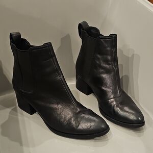 RAG & BONE Classic Black Leather Ankle Booties Chelsea Chukka